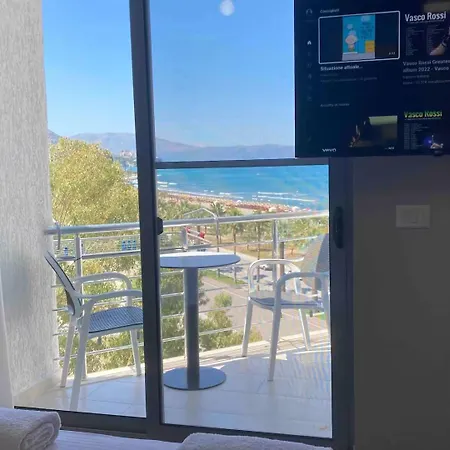 Kaia Apartment *
